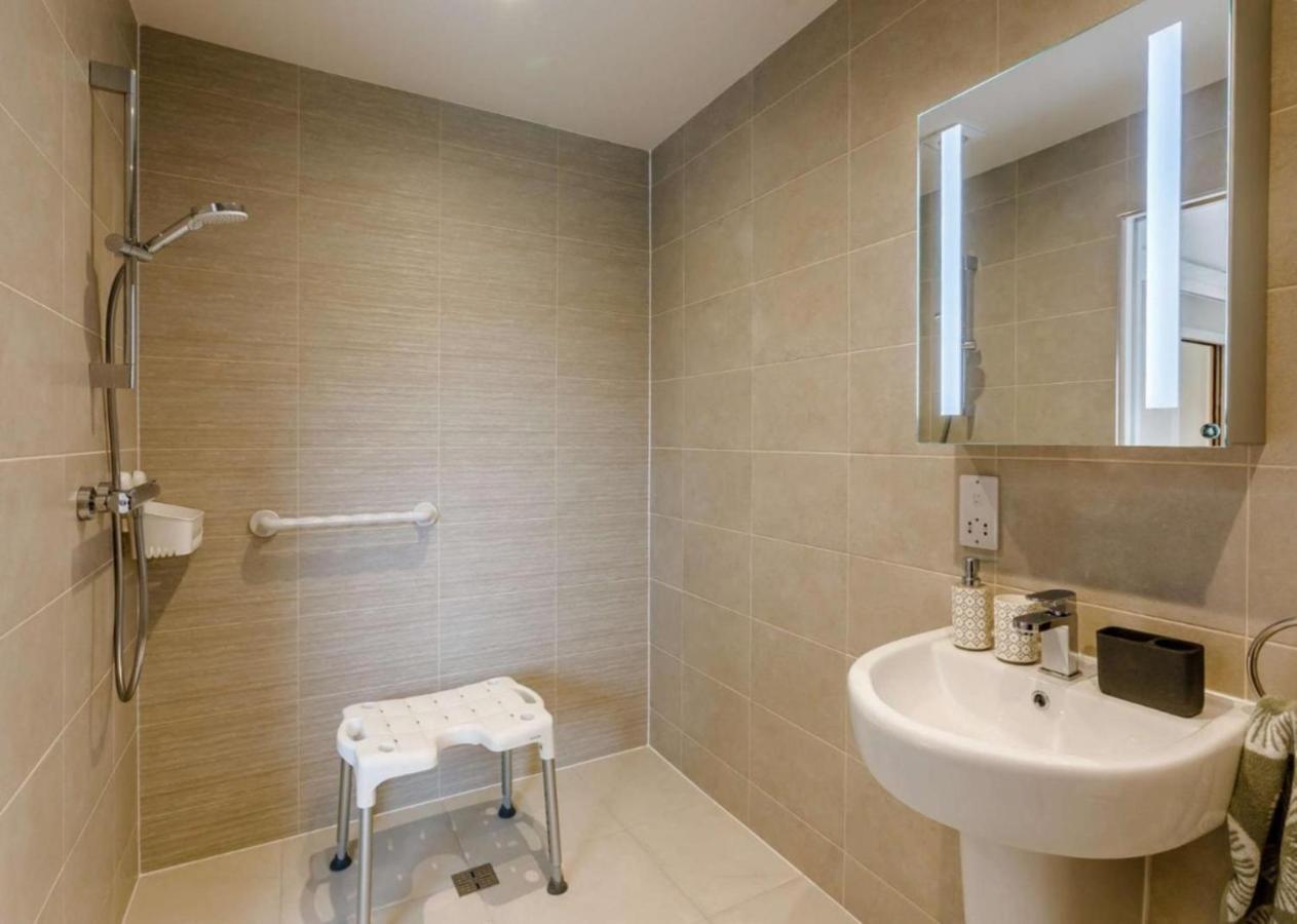 Fawn Cottage Disabled Adapted 3 Bedroom Hot Tub Coughton Екстериор снимка