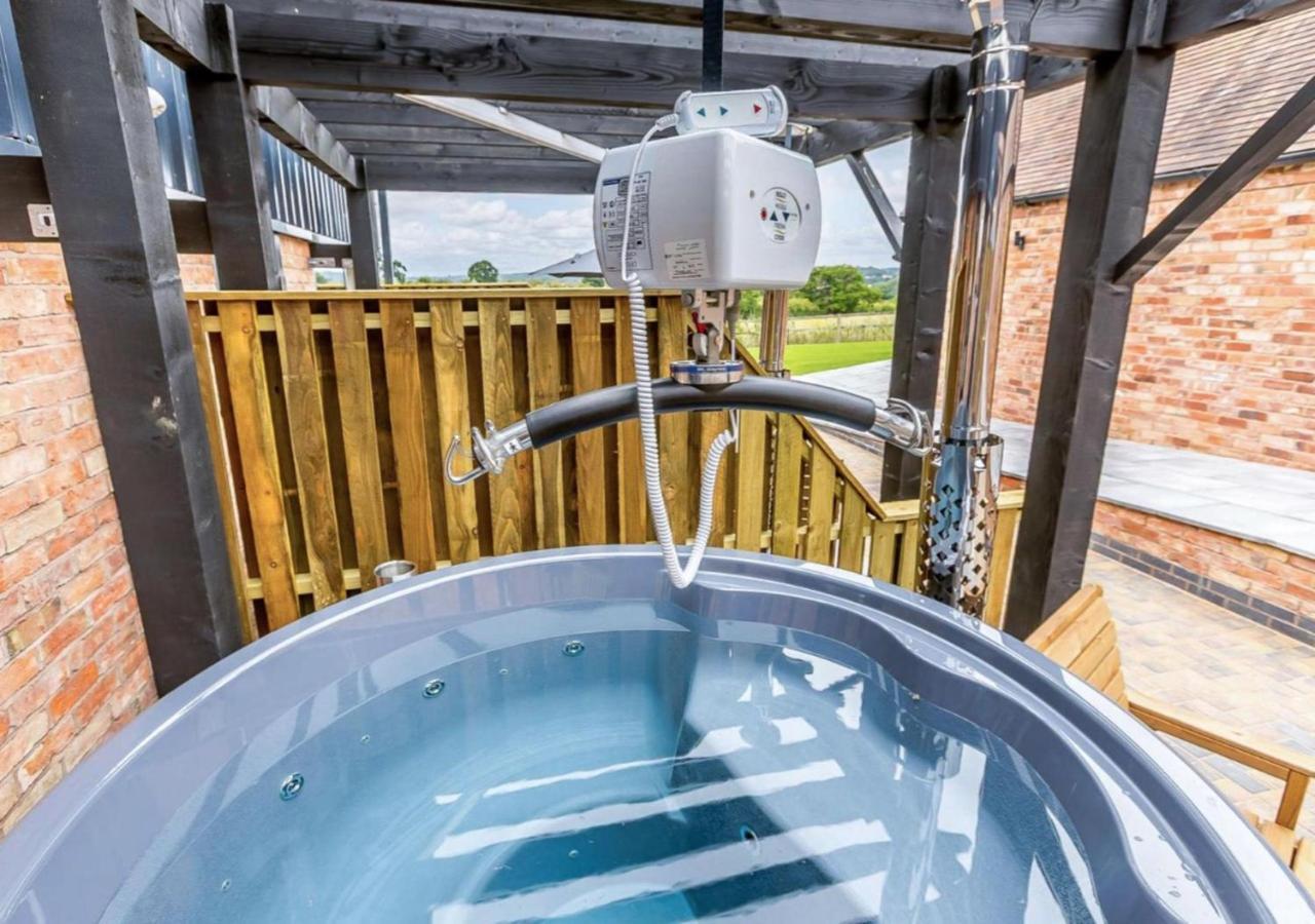 Fawn Cottage Disabled Adapted 3 Bedroom Hot Tub Coughton Екстериор снимка
